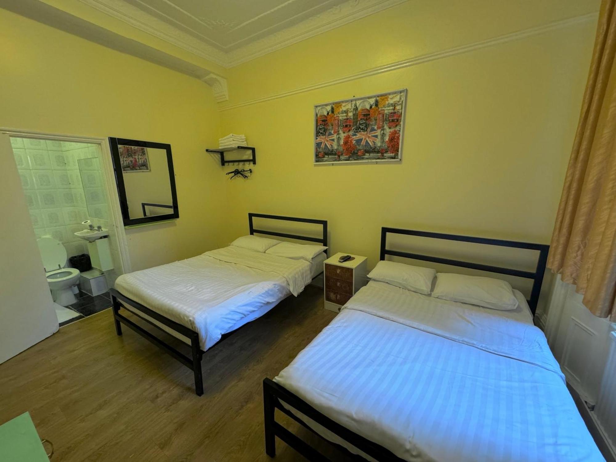Anwar House Hotel London Exterior photo